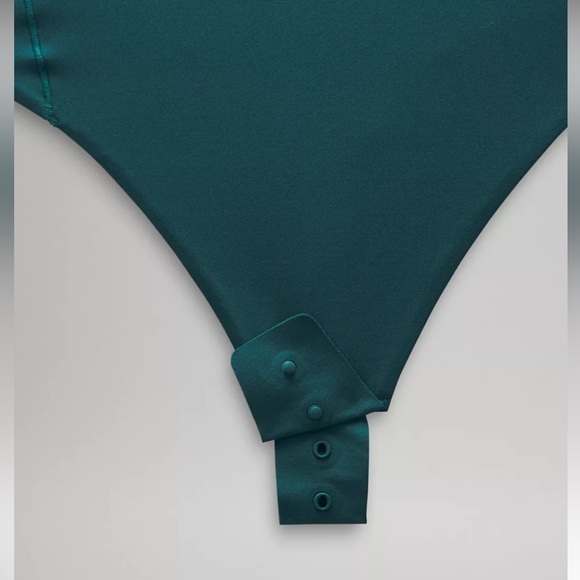 NWT Lululemon Wundermost Ultra-Soft Nulu Turtleneck Bodysuit - Picture 5 of 5